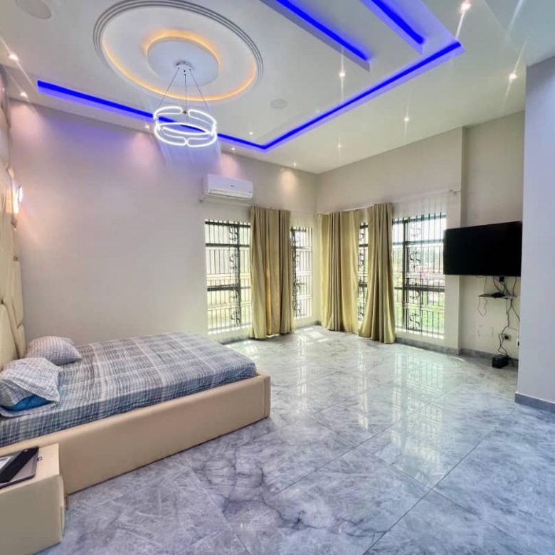 Villa meublée à louer à Abomey-Calavi Tankpè