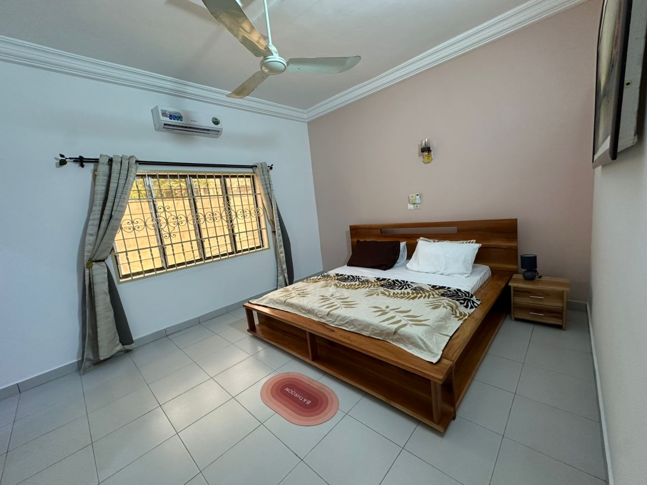 Villa meublée à louer avec Jardin à Fidjrossè Plage