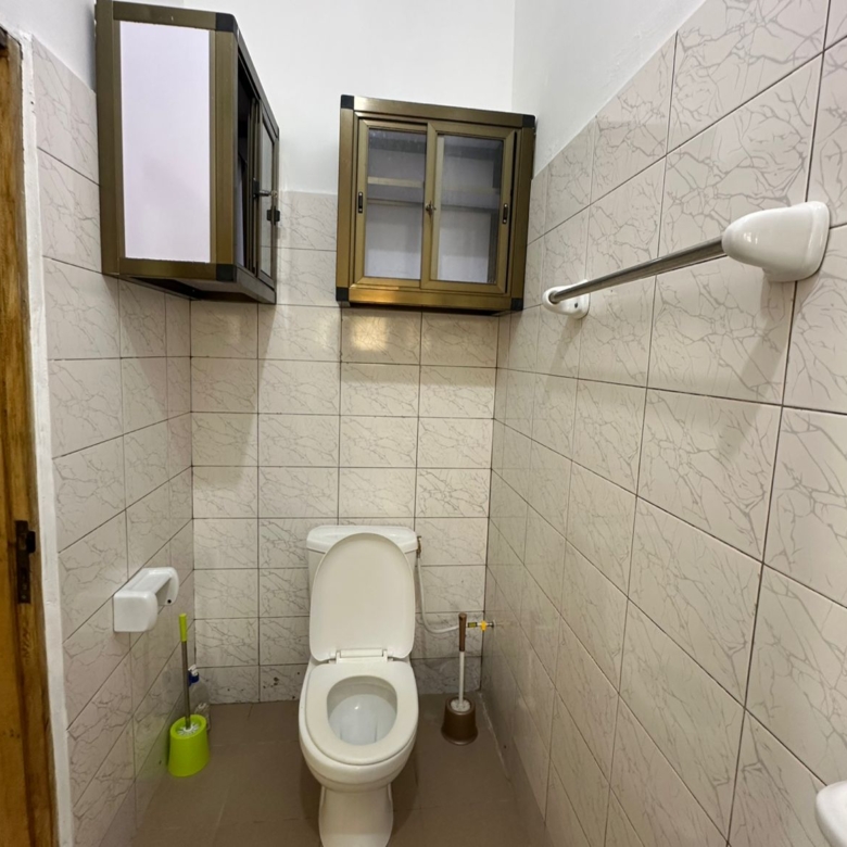 Villa meublée à louer avec Jardin à Fidjrossè Plage