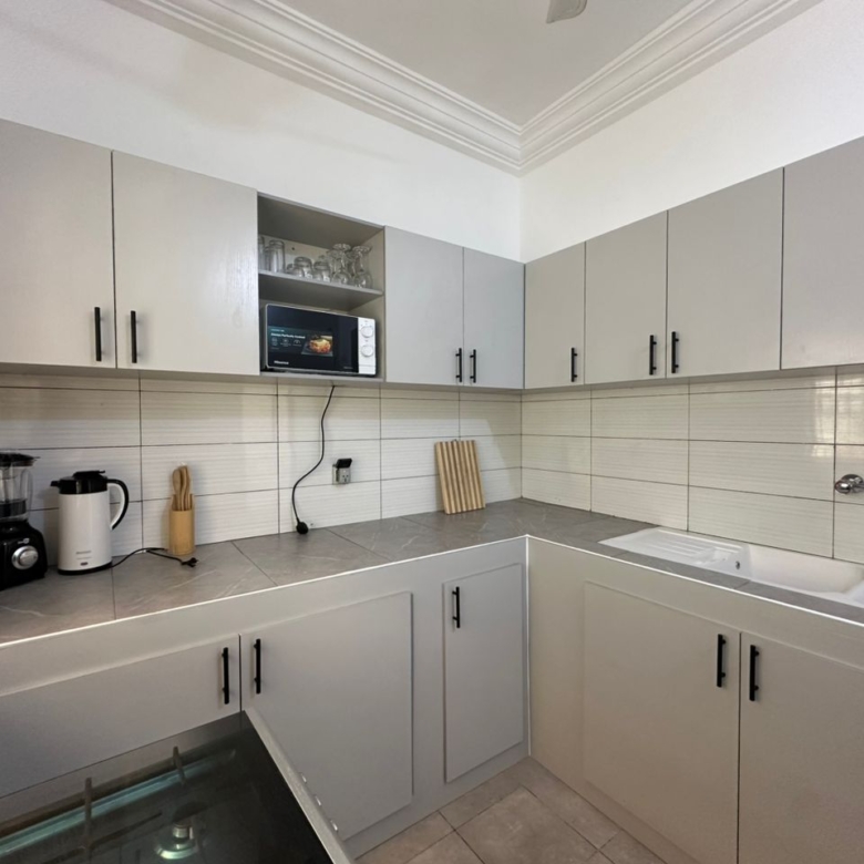 Villa meublée à louer avec Jardin à Fidjrossè Plage