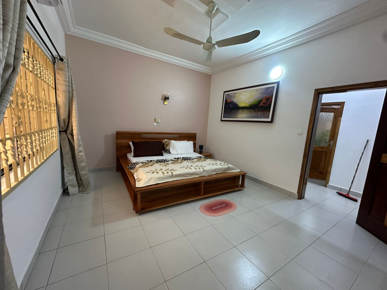 Villa meublée à louer avec Jardin à Fidjrossè Plage