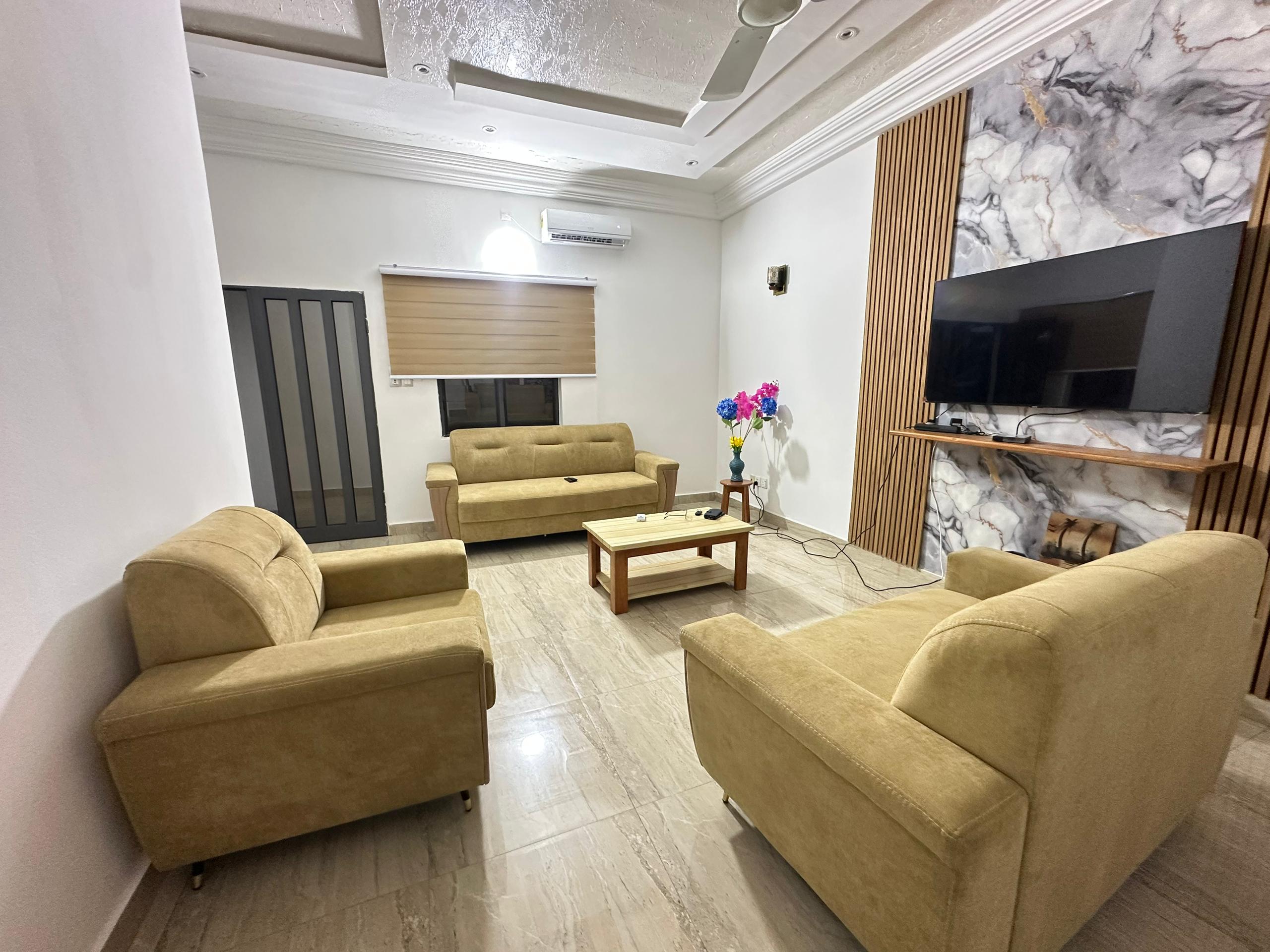 Appartement meublé à louer à Cotonou Fidjrossè Plage (71)