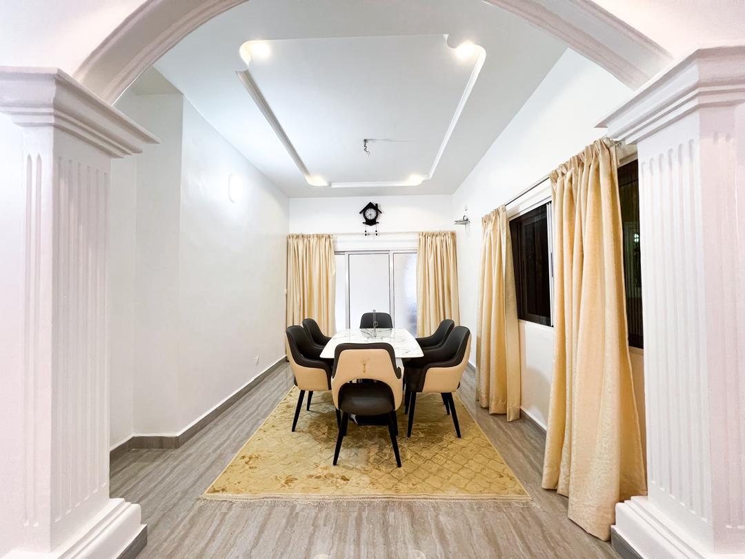 Appartement meublé à louer à Cotonou Fidjrossè Plage (82)