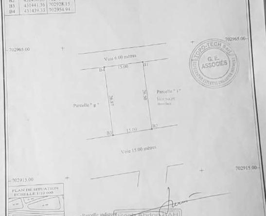 Parcelle à vendre à Cotonou Fidjrossè Centre (6)