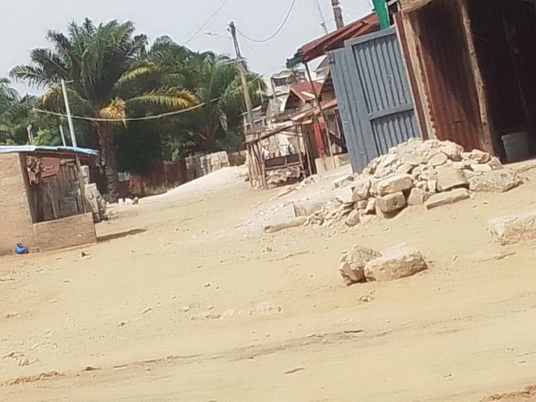 Parcelle à vendre à Cotonou Fidjrossè Centre (6)