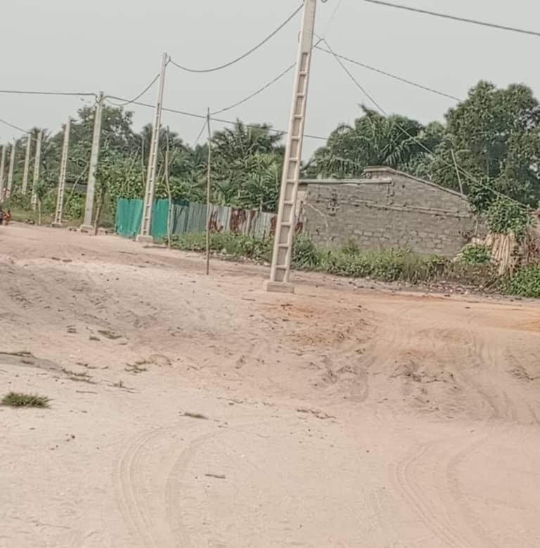 Quatre Parcelles à vendre à Adounko