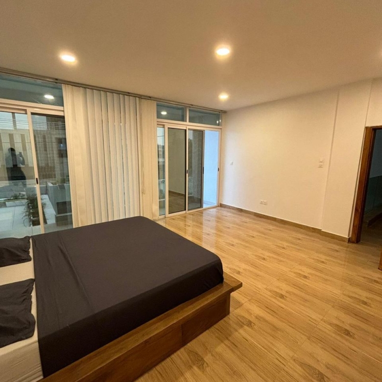 Villa Duplex meublée à Fidjrossè-Akogbato