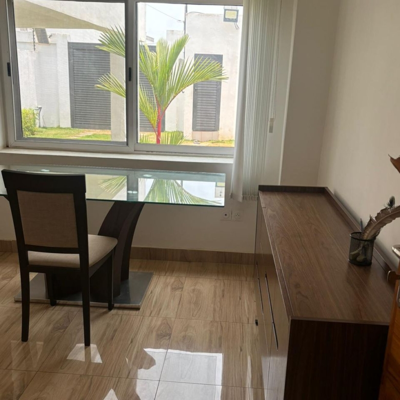 Villa Duplex meublée à Fidjrossè-Akogbato