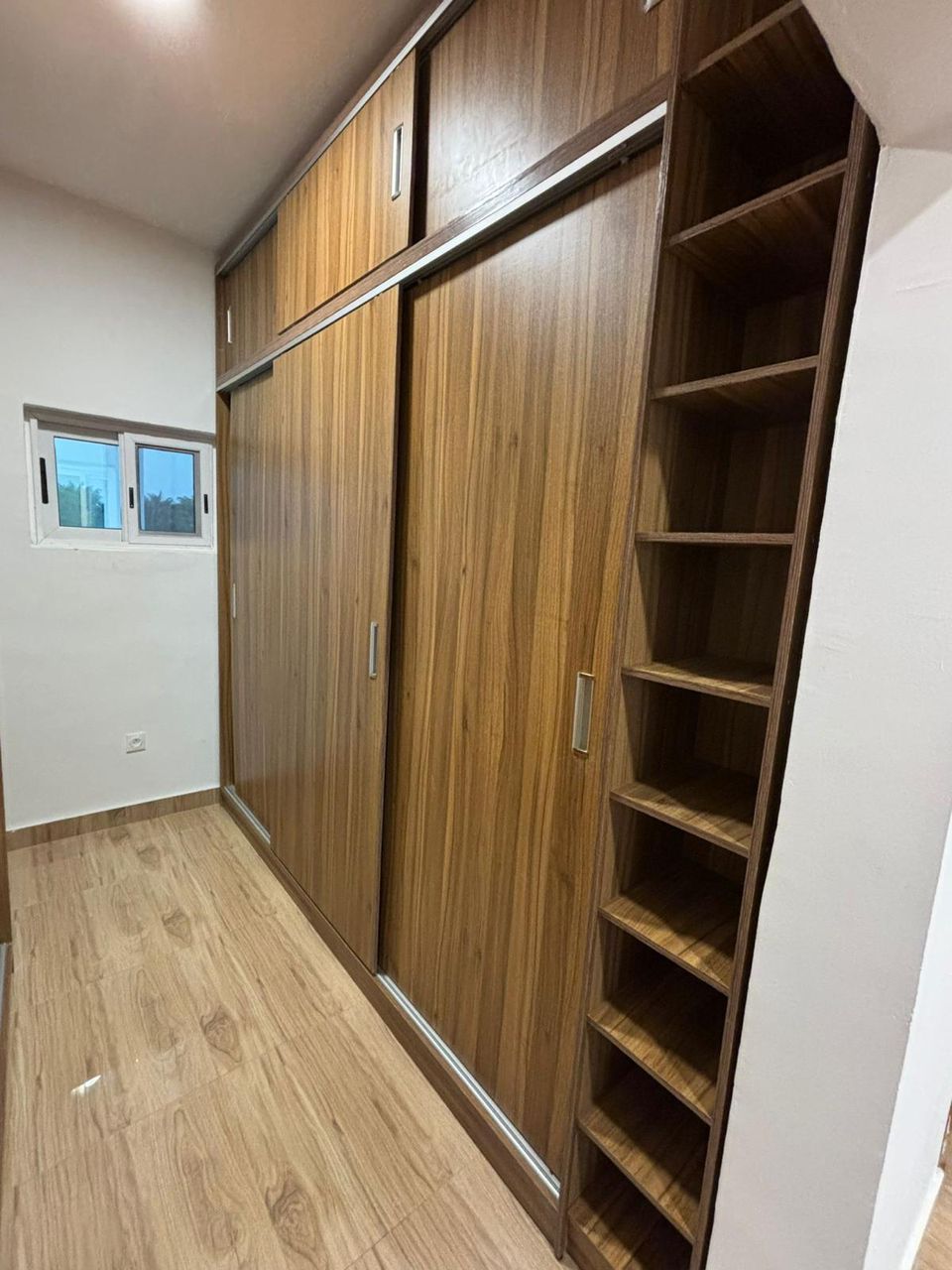 Villa Duplex meublée à Fidjrossè-Akogbato