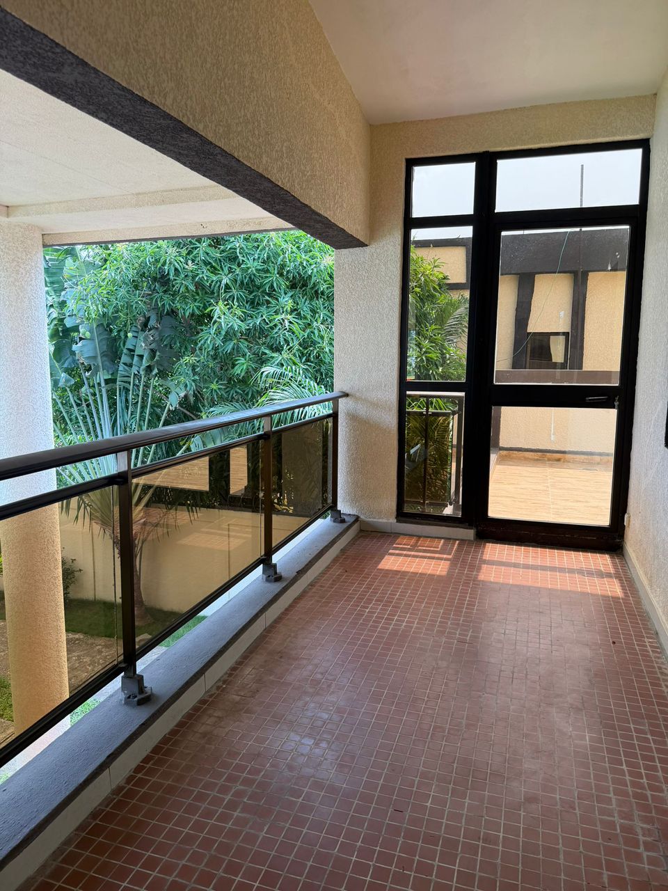 Villa avec piscine à louer à Cotonou Erevan Aéroport