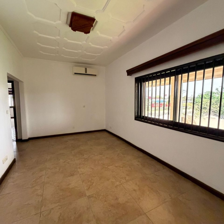 Villa avec piscine à louer à Cotonou Erevan Aéroport