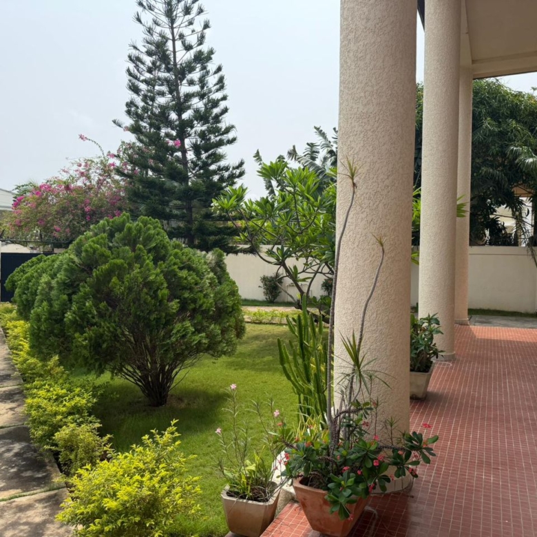 Villa avec piscine à louer à Cotonou Erevan Aéroport