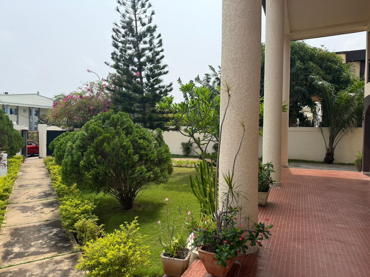 Villa avec piscine à louer à Cotonou Erevan Aéroport