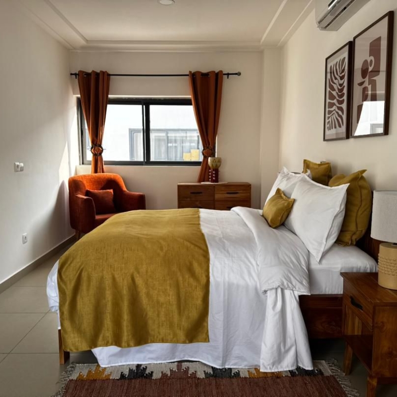 Villa meublée avec piscine à louer à Cotonou Quartier Jack