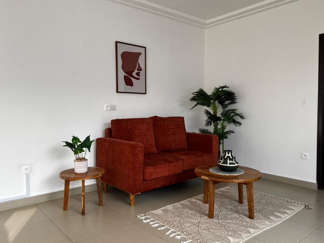 Villa meublée avec piscine à louer à Cotonou Quartier Jack