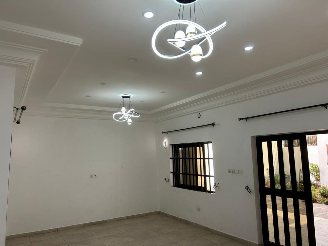 Villa o louer à Cotonou Akpakpa zone des ambassades