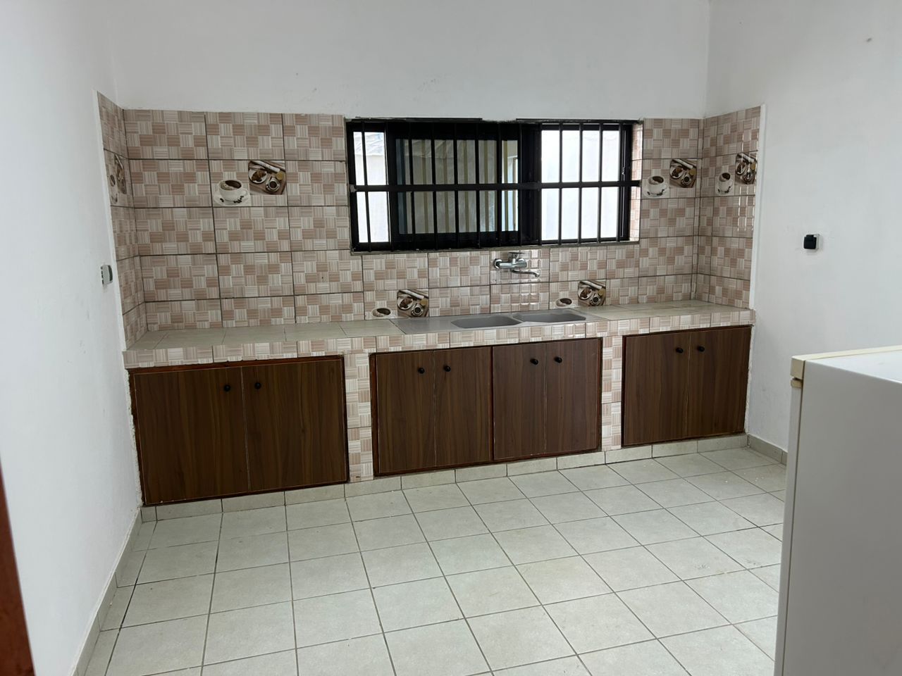 Villa o louer à Cotonou Akpakpa zone des ambassades