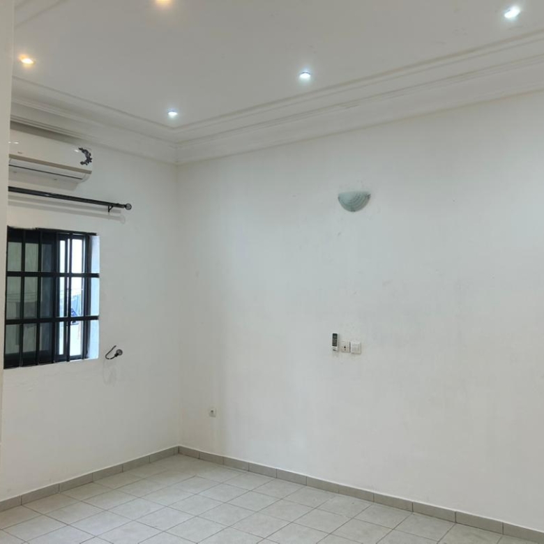 Villa o louer à Cotonou Akpakpa zone des ambassades