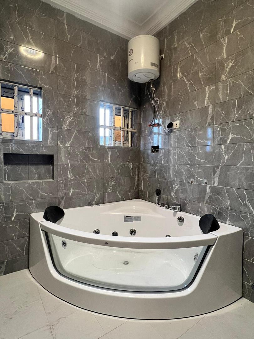 Appartement à louer à Cotonou Fidjrossè Aibatin