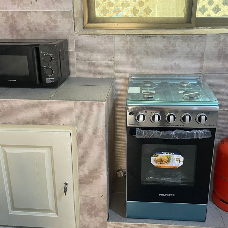 Appartement meublé avec balcon personnel à louer à Cotonou Fidjrossè Plage