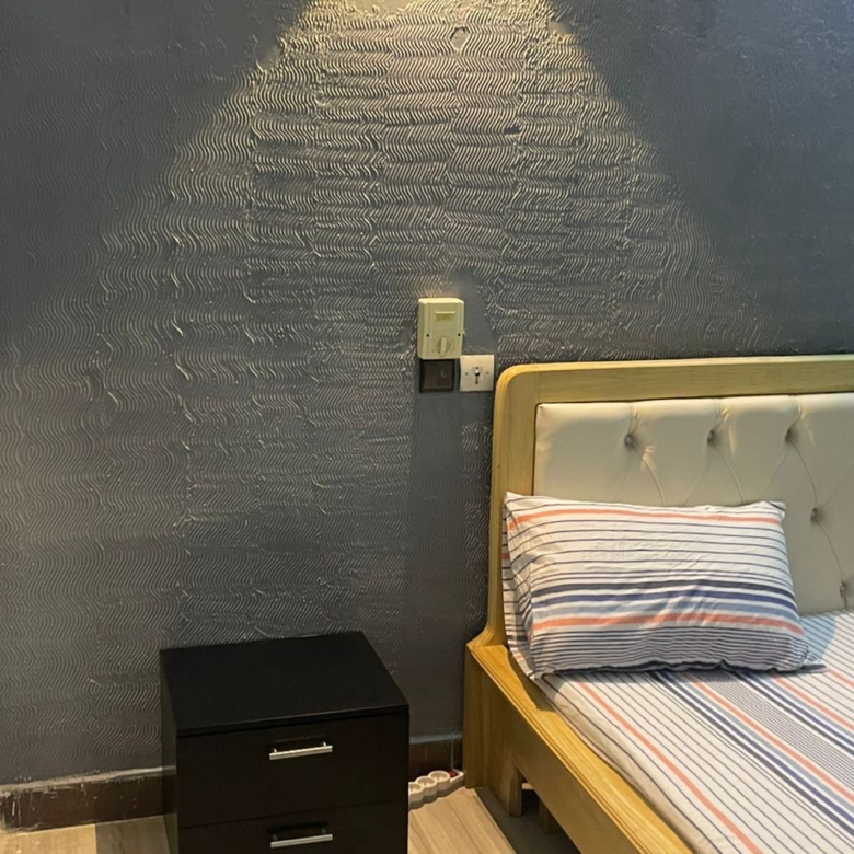 Appartement meublé avec balcon personnel à louer à Cotonou Fidjrossè Plage