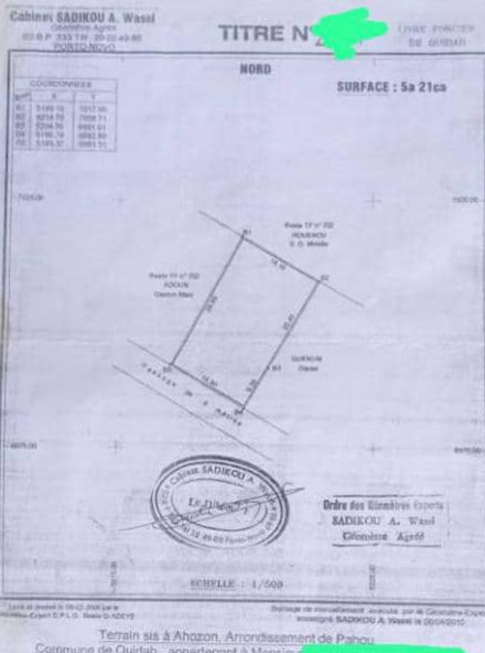 Deux parcelles à vendre à Pahoun Ahozon