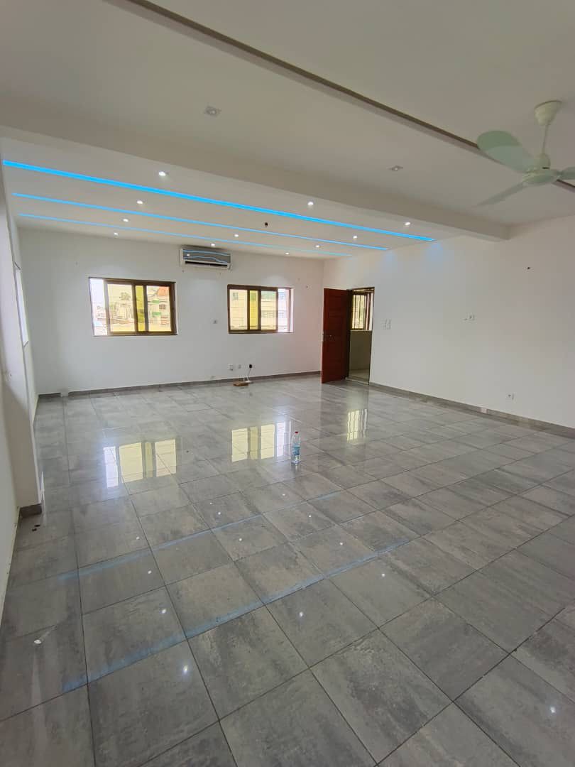 Entrée personnelle à louer à Cotonou Haie-Vive