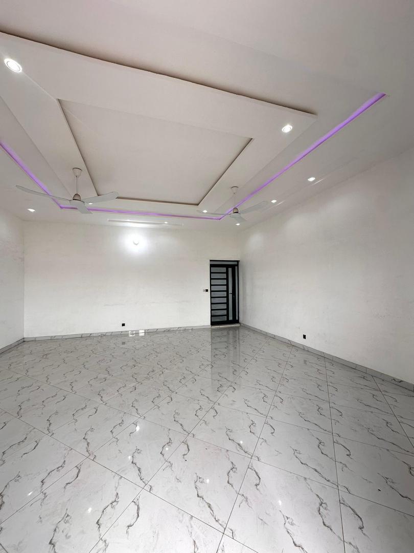 Grand Appartement haut standing à louer à Cotonou Fidjrossè