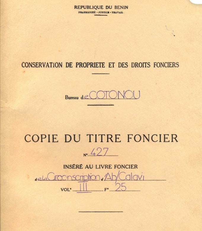 Vingt Parcelle à vendre à Calavi Womey