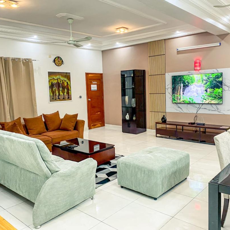 Appartement meublé à louer à Cotonou Fidjrossè Togbin Plage (13)