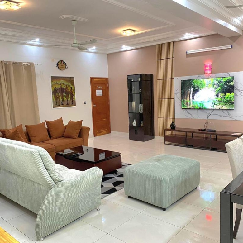 Appartement meublé à louer à Cotonou Fidjrossè Togbin Plage (13)