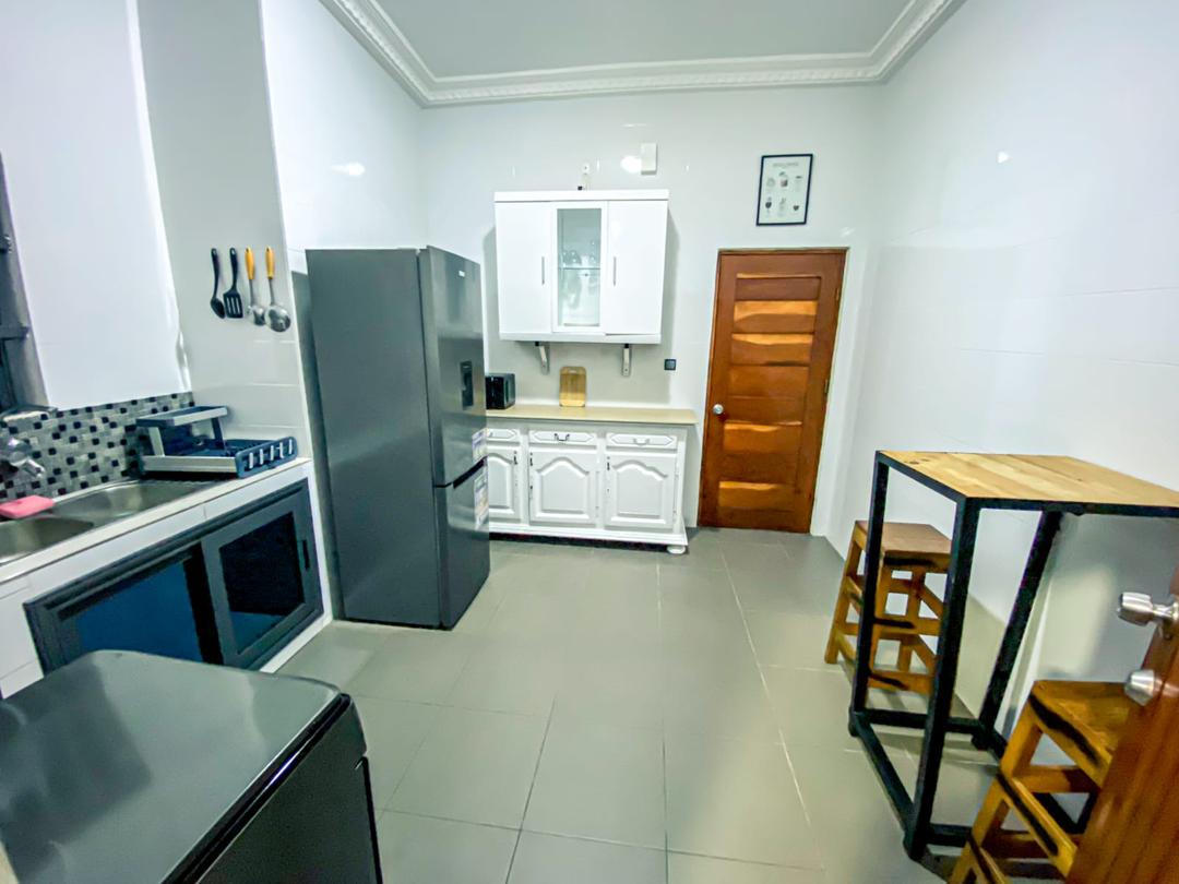 Appartement meublé à louer à Cotonou Fidjrossè Togbin Plage (13)