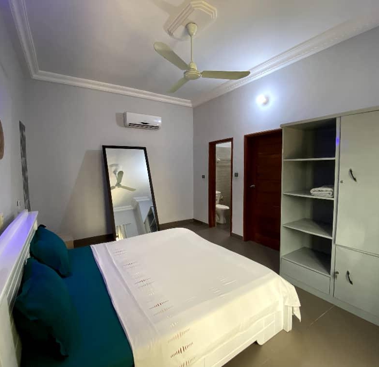 Appartement meublé à louer à Cotonou Fidjrossè Togbin Plage (13)