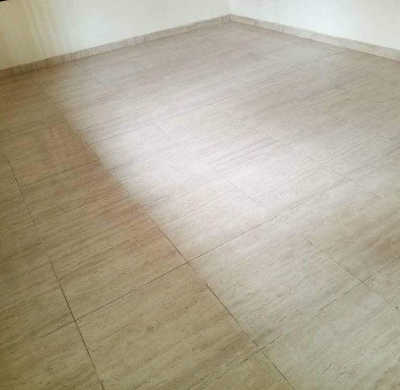 Entrée personnelle moderne à Cotonou Fidjrossè