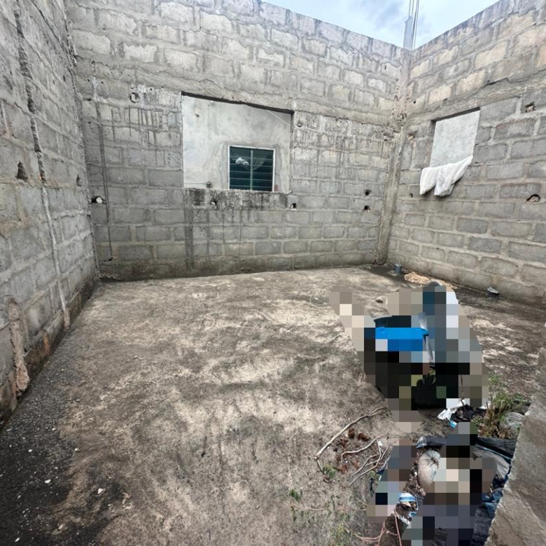 Maison inachevée à vendre à Abomey-Calavi Womey Sodo (2)