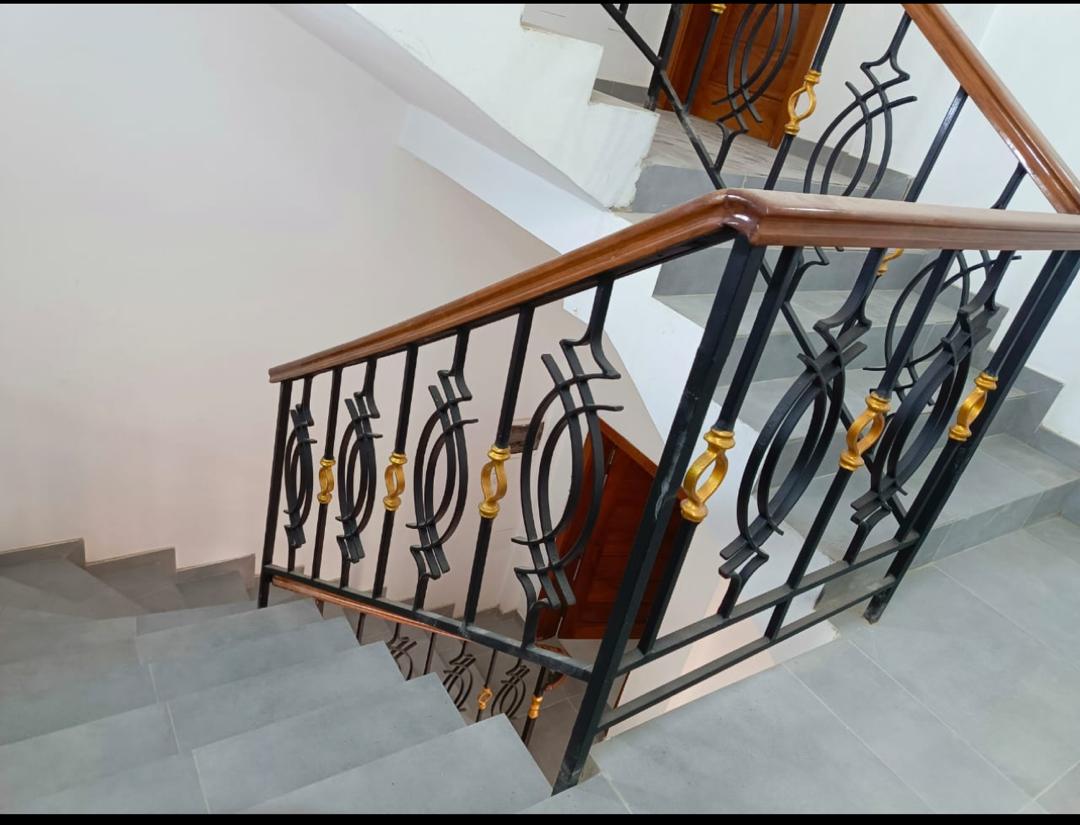 Villa avec piscine à louer à Cotonou Fidjrossè