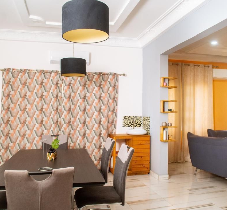 Villa meublée à louer à Cotonou Fidjrossè (63)