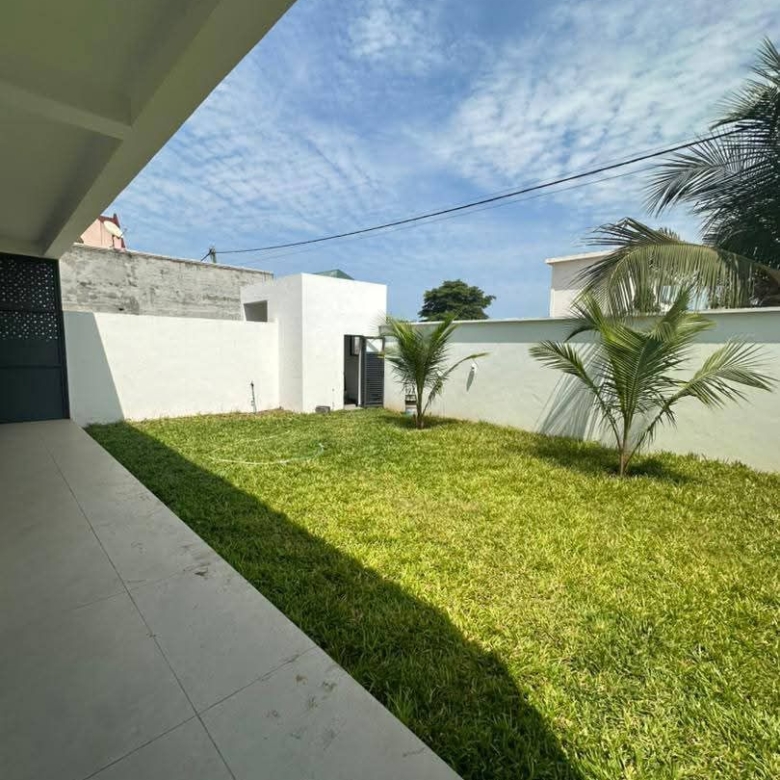 Appartement à louer à Cotonou Fidjrossè Plage (16)