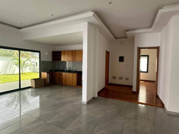 Appartement à louer à Cotonou Fidjrossè Plage (16)