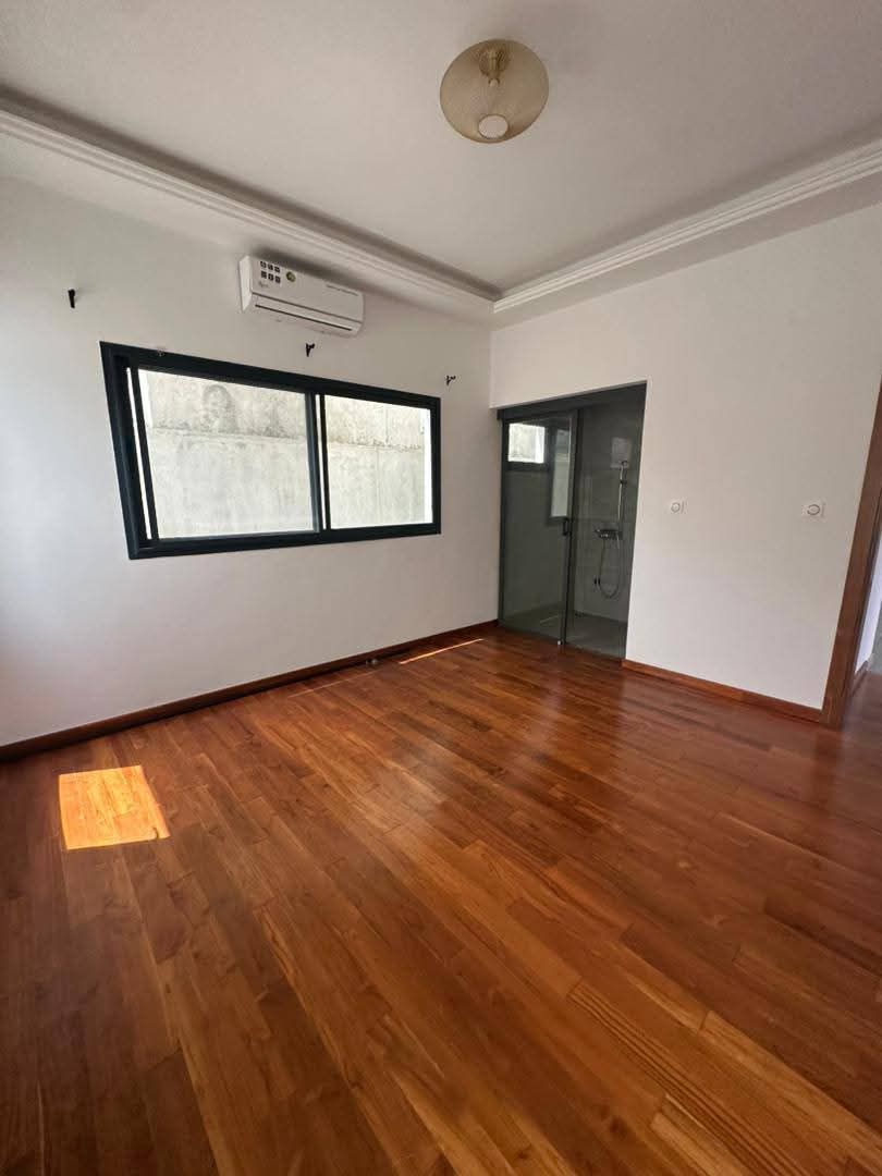 Appartement à louer à Cotonou Fidjrossè Plage (16)