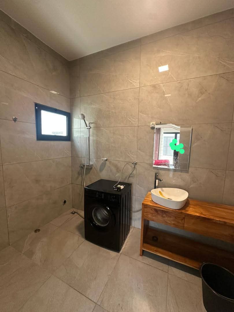 Appartement à louer à Cotonou Fidjrossè Plage (16)