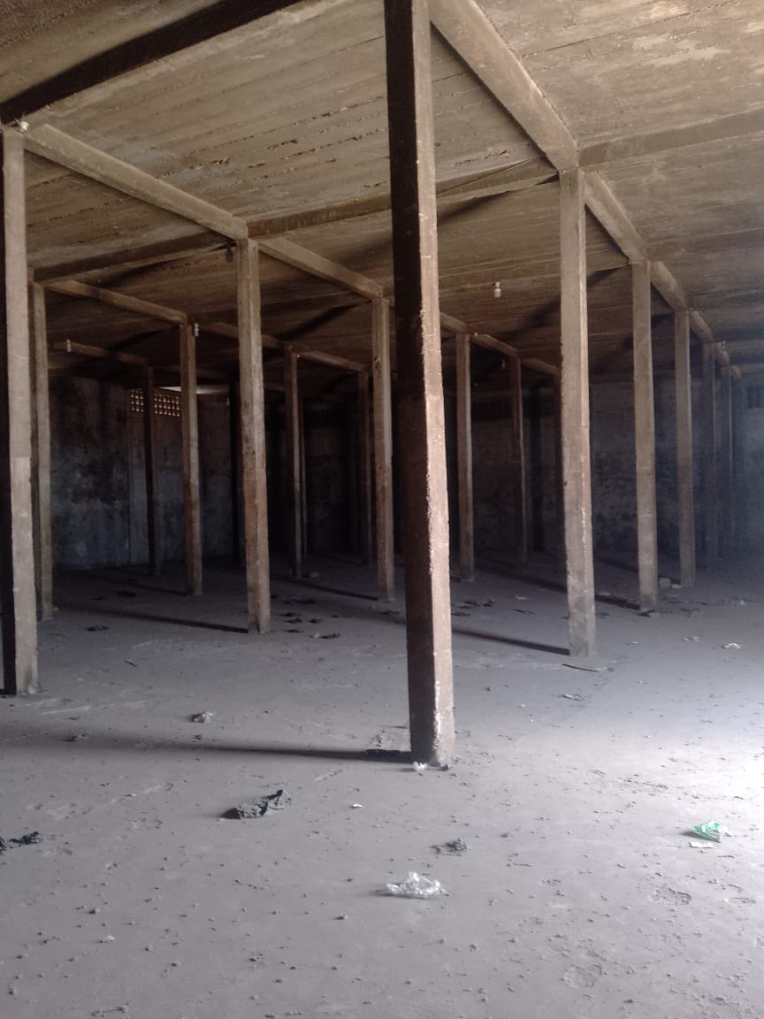 Grand Magasin sur Deux parcelles à louer à Fidjrossè Aibatin