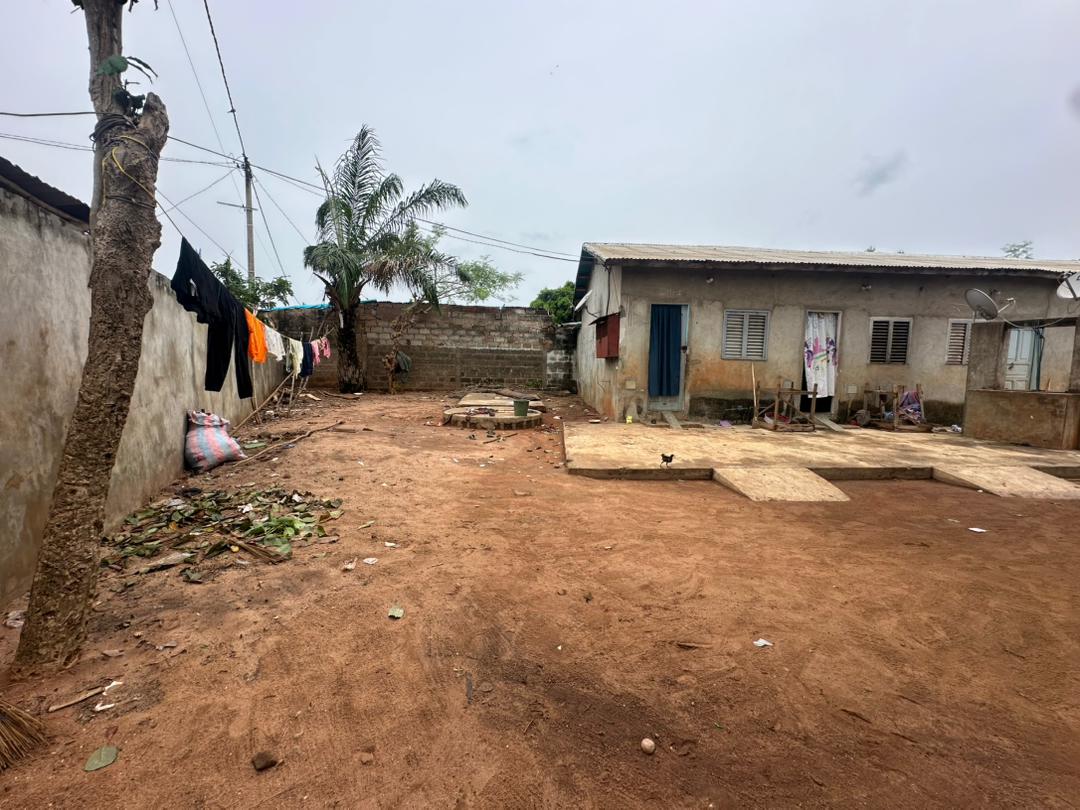 Maison locative à vendre à Calavi Hêvié