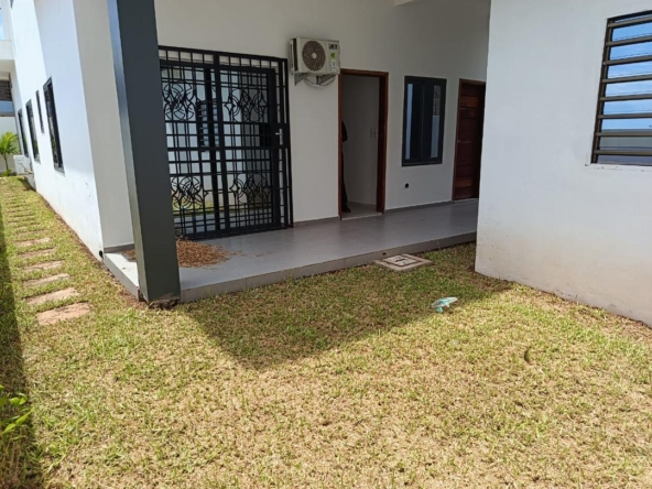 Villa A louer à Cotonou Fidjrossè Plage