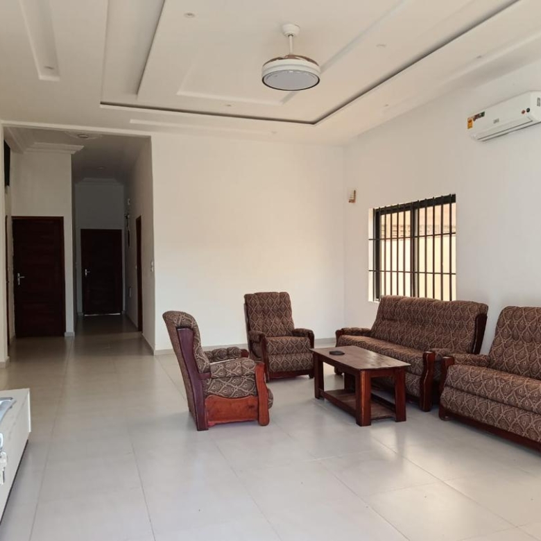 Villa A louer à Cotonou Fidjrossè Plage