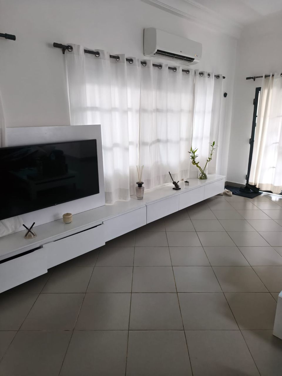 Villa Duplex meublée à vendre à Abomey-Calavi Bakhita Finafa