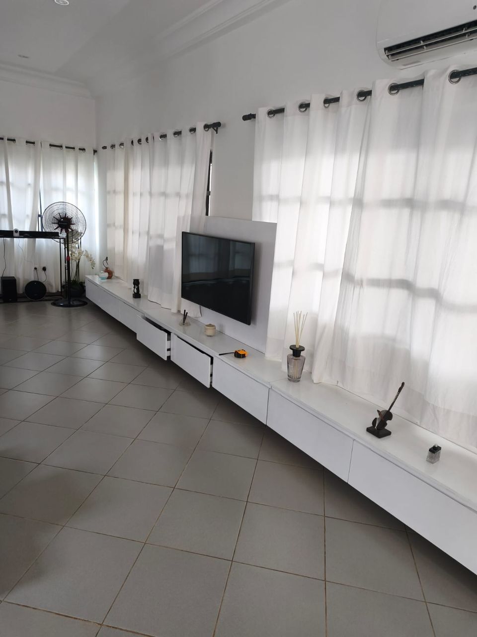 Villa Duplex meublée à vendre à Abomey-Calavi Bakhita Finafa