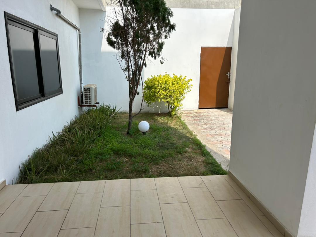 Villa à louer à Cotonou Akpakpa Zone des Ambassades (9)