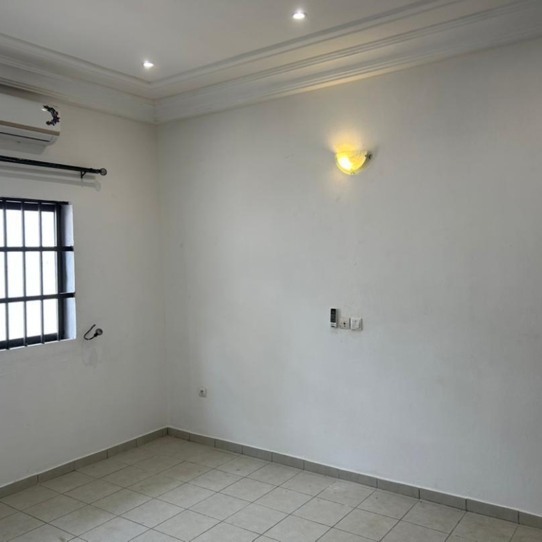 Villa à louer à Cotonou Akpakpa Zone des Ambassades (9)
