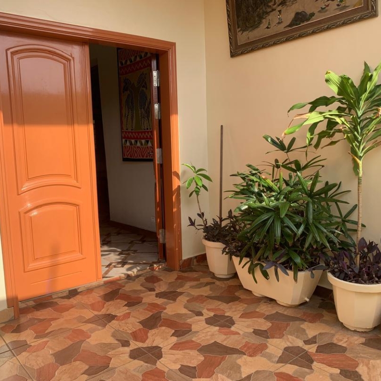 Villa à louer à Cotonou Fidjrossè Plage (17)